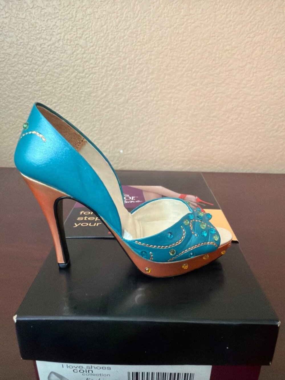 2004 Just the Right Shoe by Raine “Strutt Your Stuff” Love Shoe Coins Pre-owned - Picture 4 of 13